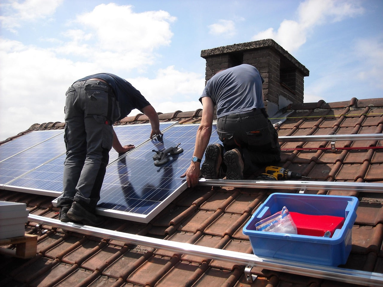Solar Panel Installation & Cleaning